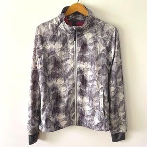 Mondetta grey and white windbreaker lightweight spring running jacket size small